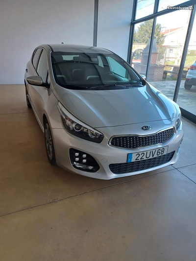 Kia Ceed 1.0 T-GDI SPORT