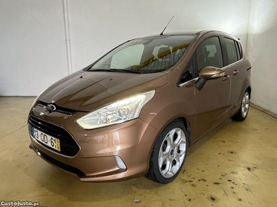 Ford B-Max 1.0 ecoboost titanium