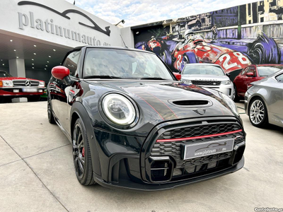 MINI Cabrio John Cooper Works