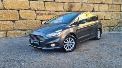 Ford S-Max 2.0 TDCi Titanium