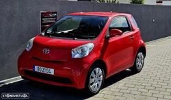 Toyota iQ 1.0 VVT-i