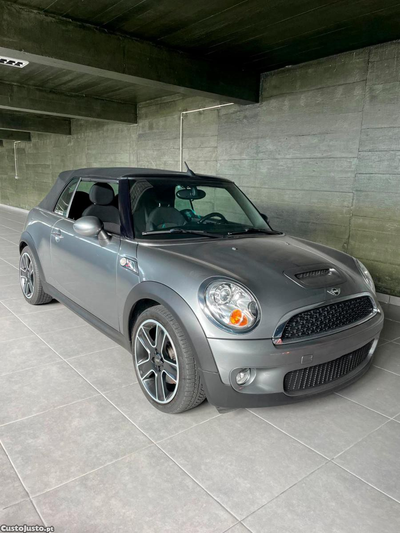 MINI Cooper S Cabrio