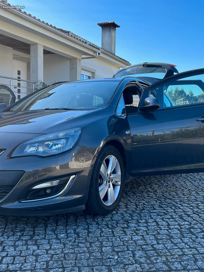 Opel Astra Opel Astra Sports Tourer 1.7 Cdti 130 Cv Ano 2013