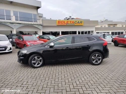 Volvo V40 2.0 D2 R-Design