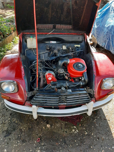 Citroën 2CV fechada