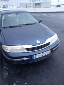 Renault Laguna (732X4)