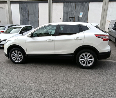 Nissan Qashqai connecta1.5