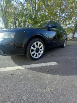 Audi A4 (8E)