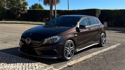 Mercedes-Benz A 45 AMG 4Matic Speedshift 7G-DCT