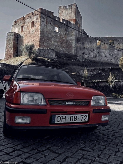 Opel Kadett GSI