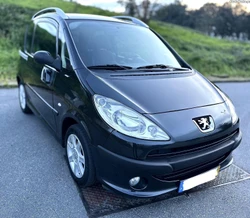 Peugeot 1007 1.4 HDI 90Cv NACIONAL 1 DONO