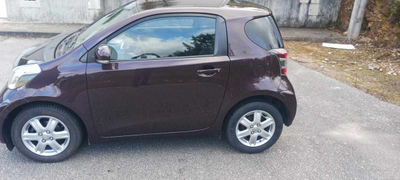 Toyota iQ 1.0 VVT-i, 68 CV