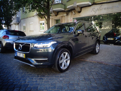 Volvo XC90 2.0 T8 PHEV Momentum Plus AWD