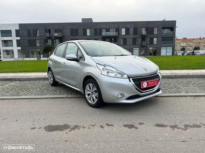 Peugeot 208 1.4 HDi Active