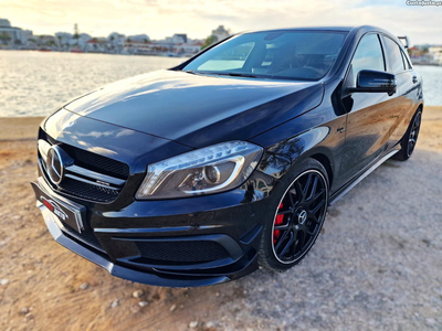 Mercedes-Benz A 45 AMG 4-Matic