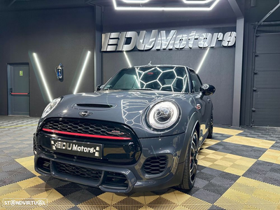 MINI Cabrio John Cooper Works