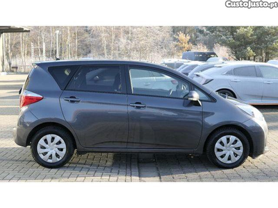 Toyota Yaris 1.4-D4D verso -S