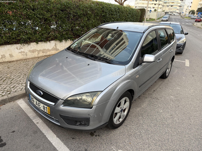 Ford Focus 1.4 gasolina GPL