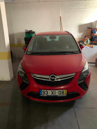 Opel Zafira Cosmo