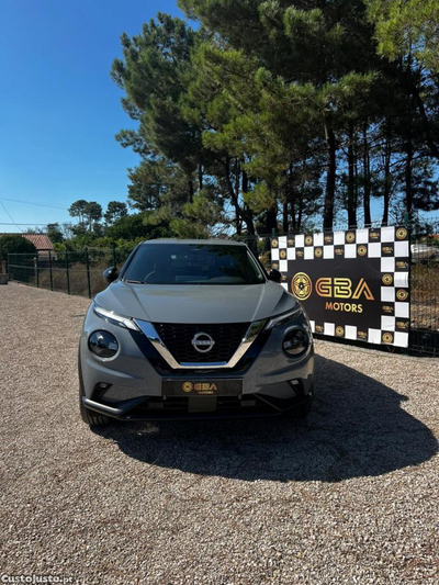 Nissan Juke Tekna Two Tone