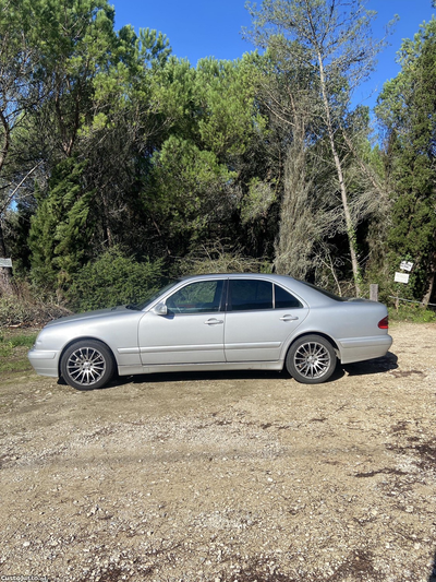 Mercedes-Benz E 220 w210 facelift