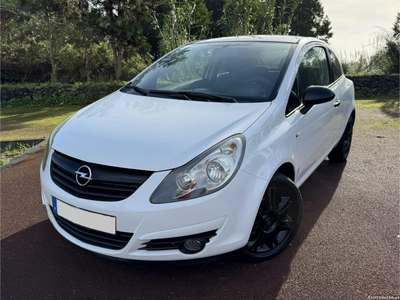 Opel Corsa Diesel Versão Black Edition