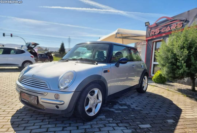 MINI Cooper R50 1600cm³ 115cv