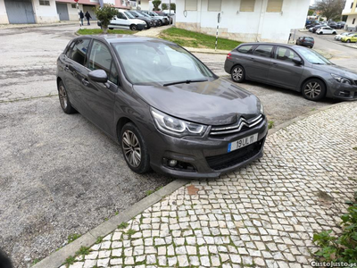 Citroën C4 1.6 HDI 100 CV