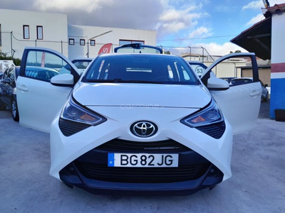 Toyota Aygo Aygo 2 Hatchback