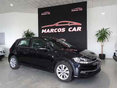 Volkswagen Golf 1.0 TSI Confortline