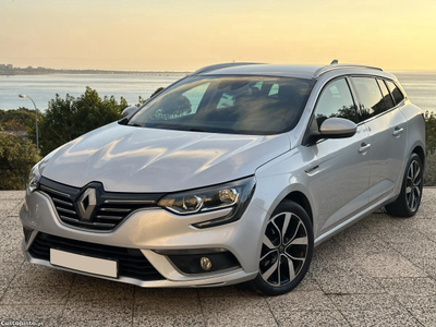 Renault Mégane Sport Tourer 1.5 Blue dCi Bose Edition