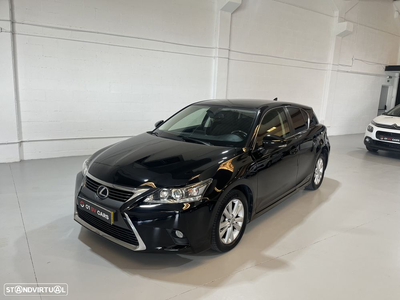 Lexus CT 200h