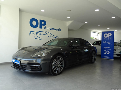 Porsche Panamera 4 E-Hybrid Executive