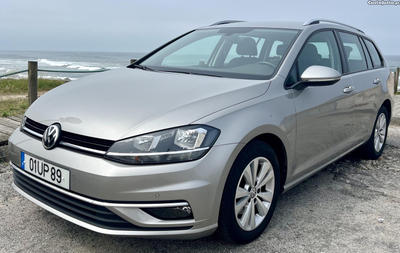 VW Golf 7 Variant 1.6 Tdi Confortline 115cv