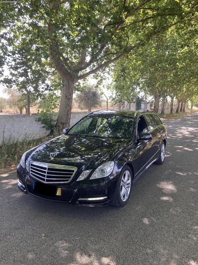 Mercedes-Benz E 300 Bluetec Hybrid