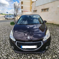 Peugeot 208 1.4 HDI 5 LUG