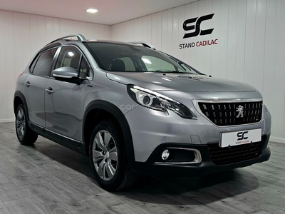 Peugeot 2008 1.2 PureTech Signature