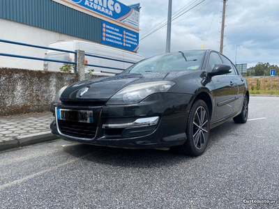 Renault Laguna Black edition