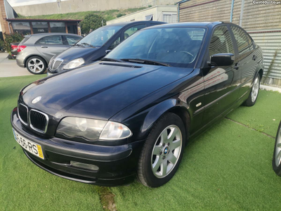 BMW 320 320d 136 CV