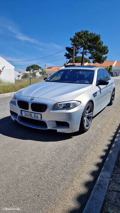 BMW M5 Standard