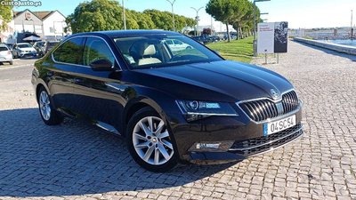 Skoda Superb 2.0Tdi 190cv