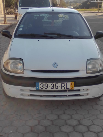 Renault Clio 1.5 gasoleo