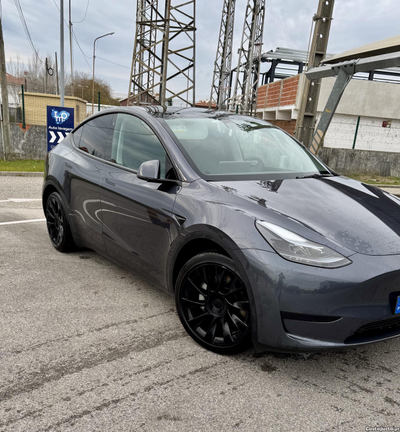 Tesla Model Y Tração Traseira