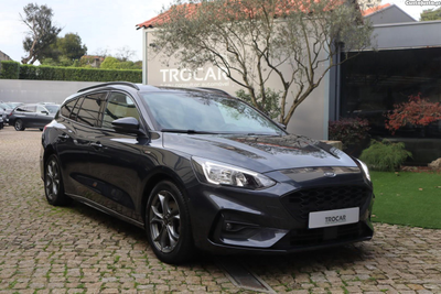 Ford Focus 1.0 EcoBoost MHEV ST-Line