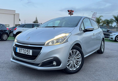 Peugeot 208 1.2 PureTech Style