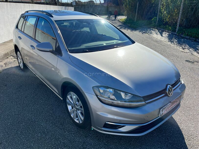 Volkswagen Golf 1.6 TDI Highline