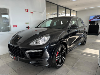 Porsche Cayenne Turbo