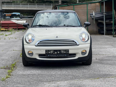 MINI Cooper UKL-L