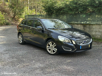 Volvo V60 1.6 D2 Drive Summum Start/Stop