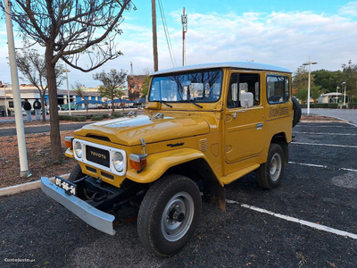 Toyota BJ 40 7 lugares